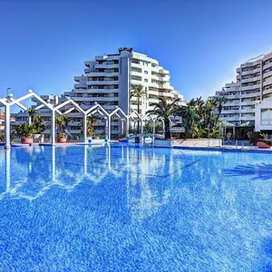 apartamento-estudio-benal-beach.1costadelsol.com/